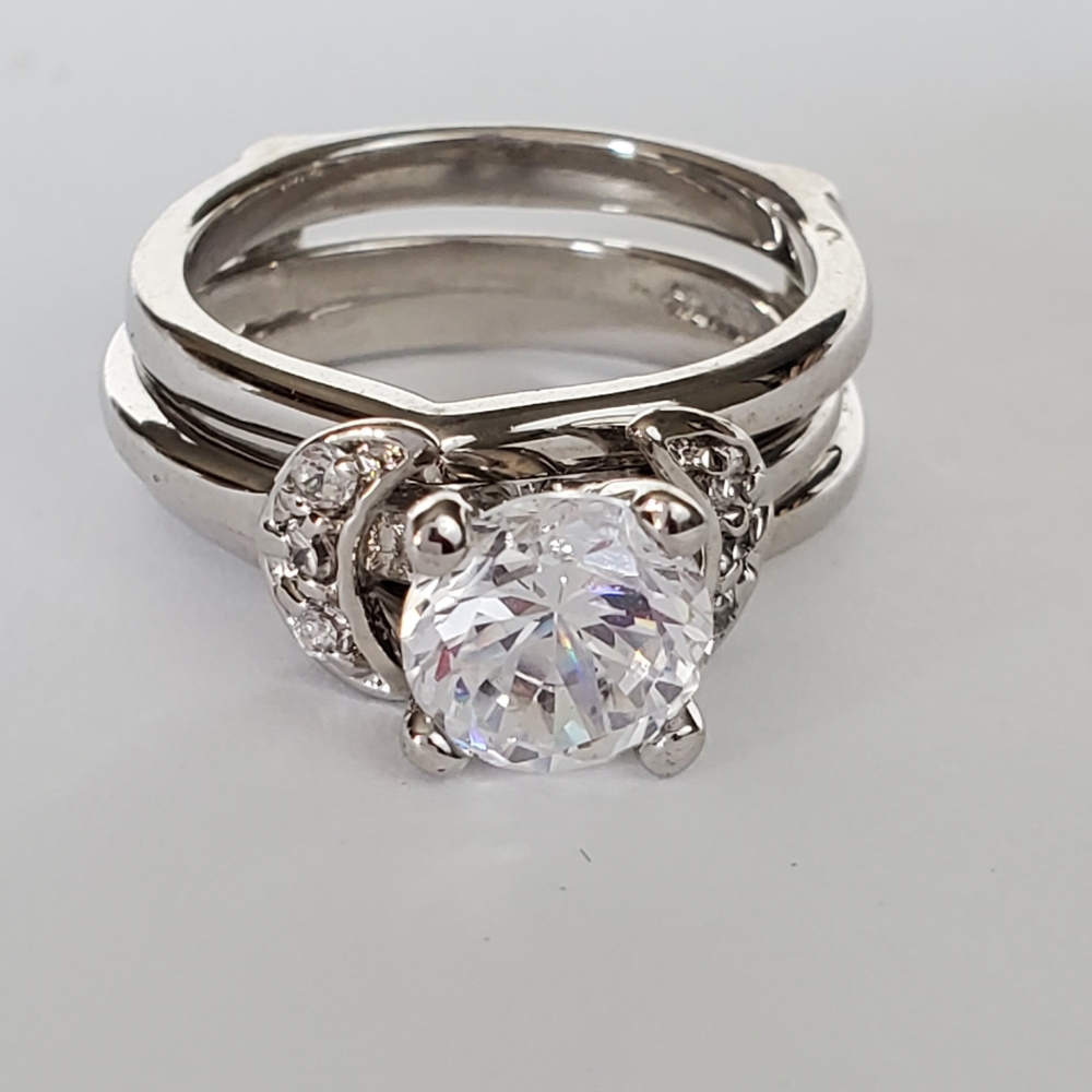 Silver Plated Wedding Band Ring Set Size 5 Cubic Zirconia 1.5 CWT * - Picture 4 of 10